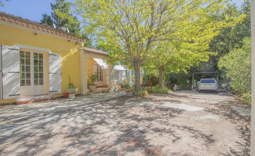 Villa in Gonfaron, Provence-Alpes-Côte d'Azur, France 1