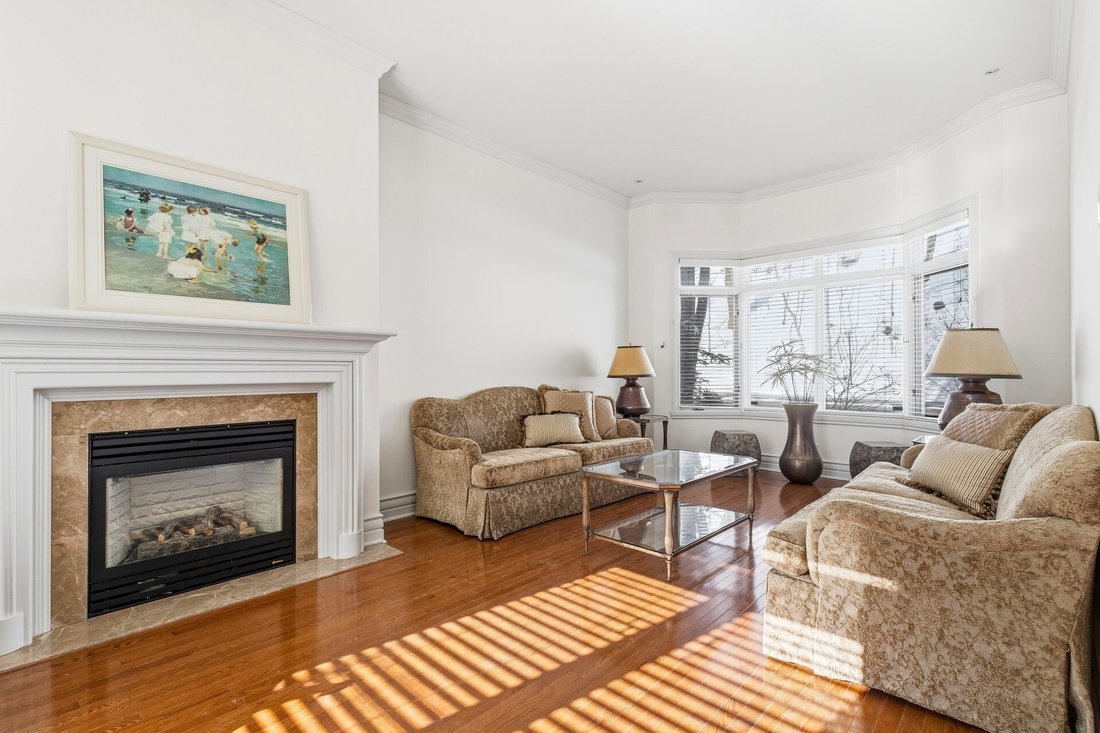 House in Montréal, Quebec, Canada 2 - 17256462