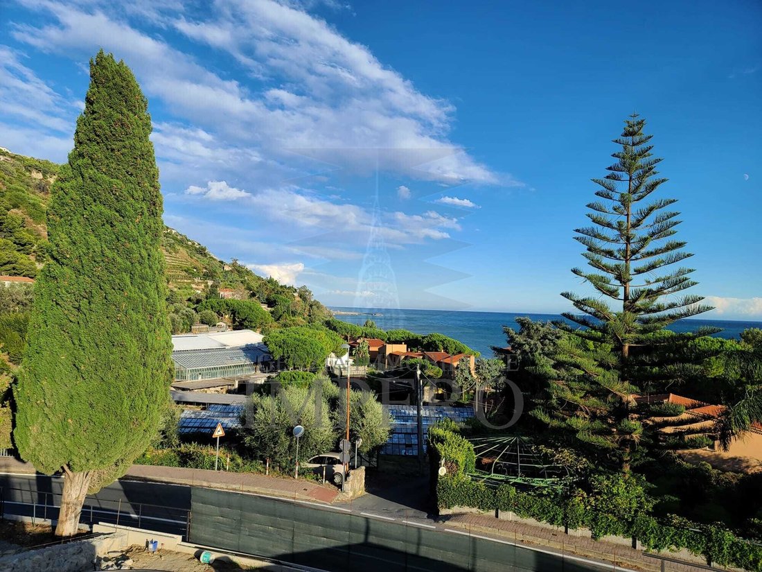 Apartment in Latte, Ventimiglia, Liguria 3 - 17255858