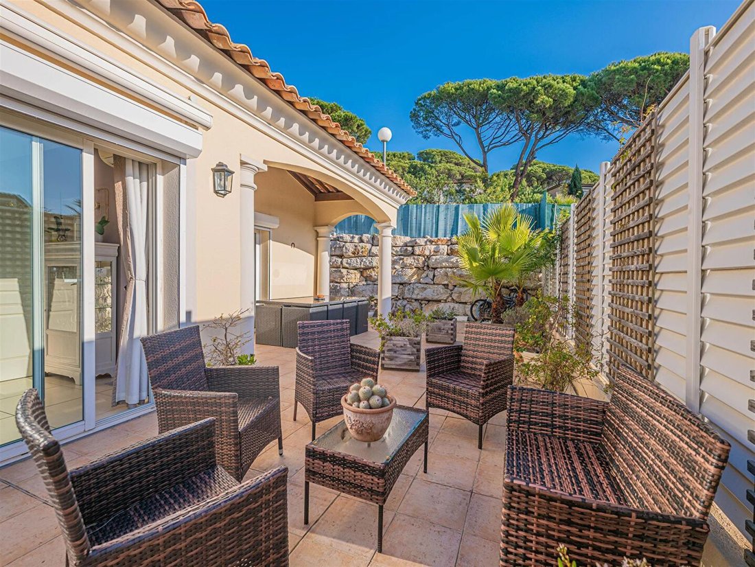 House in Nartelle-Noyer-Bellevue-bd des Sardinaux, Sainte-Maxime, France 2 - 17255289