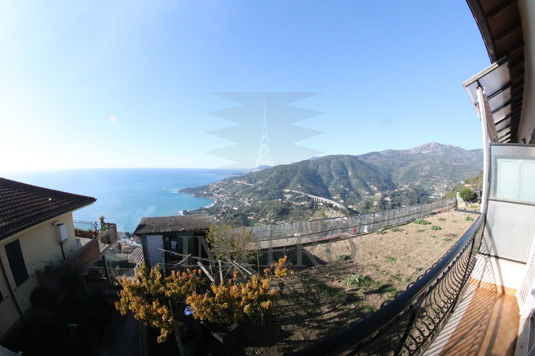 Villa in Latte, Ventimiglia, Liguria 1 - 17255045