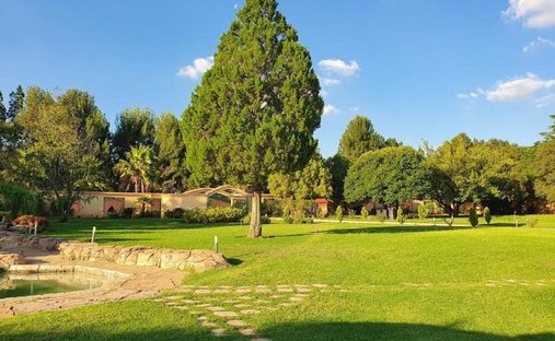 House in Johannesburg South, Gauteng, South Africa 1
