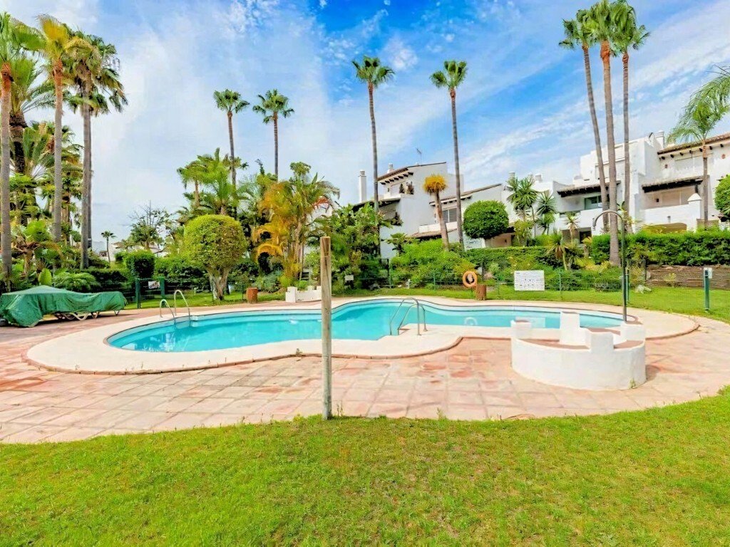 House in Cancelada, Estepona, Andalusia 1 - 17255738