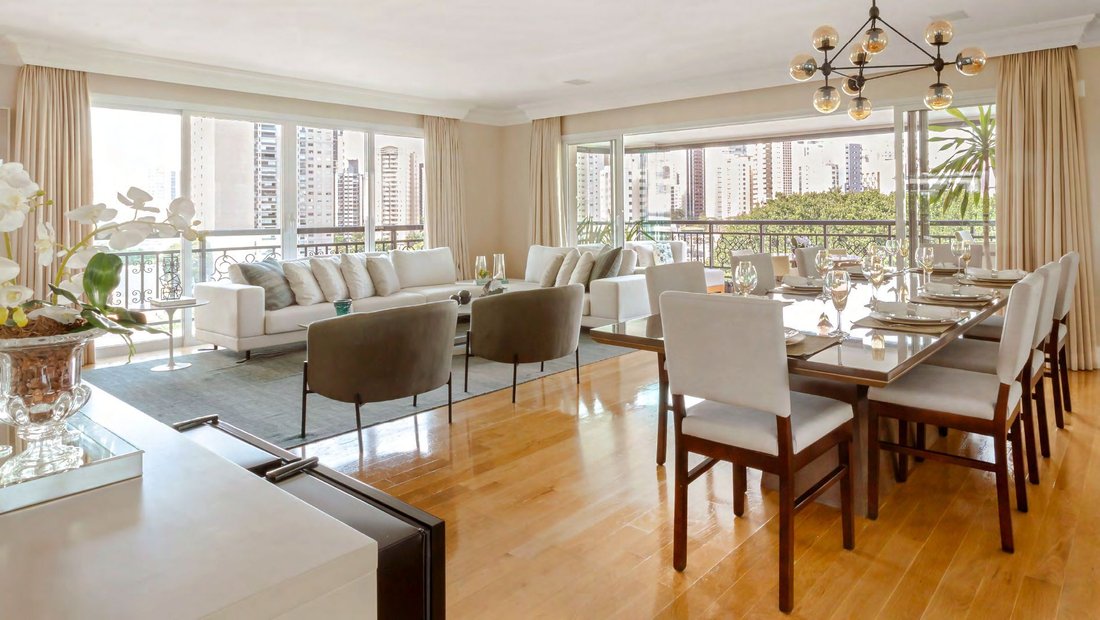 Apartment in Itaim Bibi, State of São Paulo, Brazil 1 - 17252312