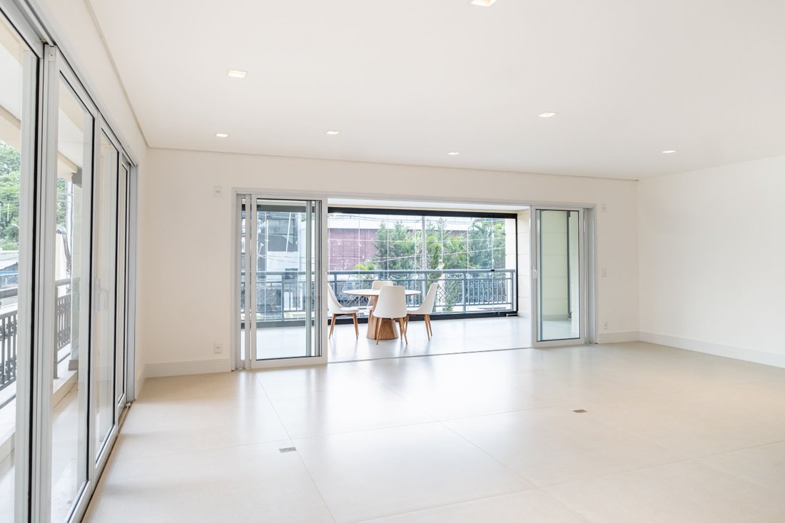 Apartment in Itaim Bibi, State of São Paulo, Brazil 5 - 17252326