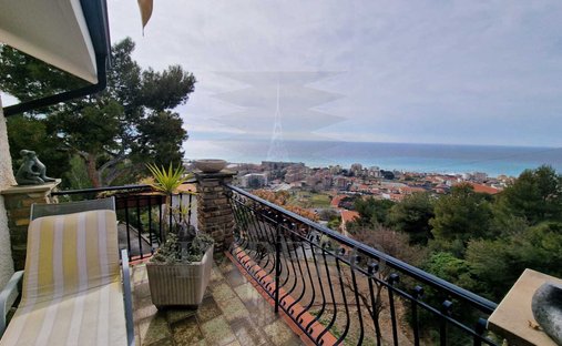 Villa in Nervia, Ventimiglia, Ligurien 1