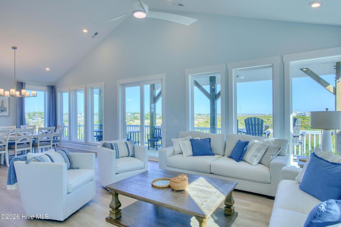 House in North Topsail Beach, North Carolina, United States 4 - 16771913