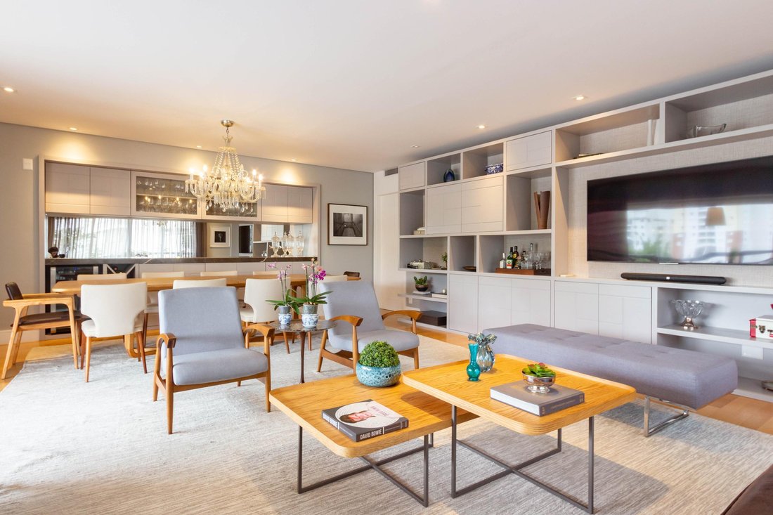 Apartment in Itaim Bibi, State of São Paulo, Brazil 2 - 17252305