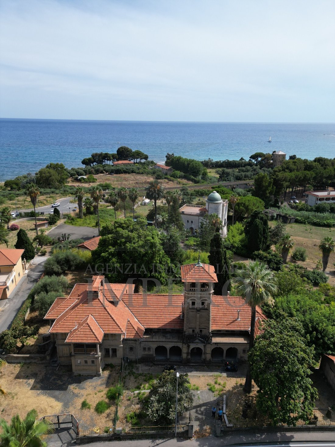 Villa in Latte, Ventimiglia, Liguria 2 - 17254406