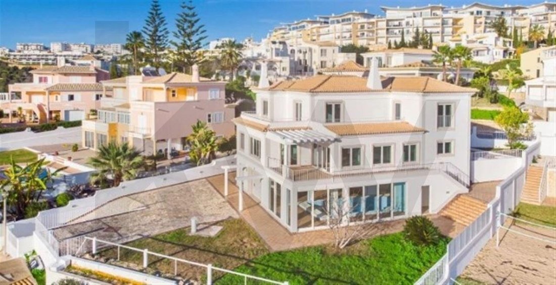 House in Olhos de Agua, Algarve, Portugal 1 - 17249352