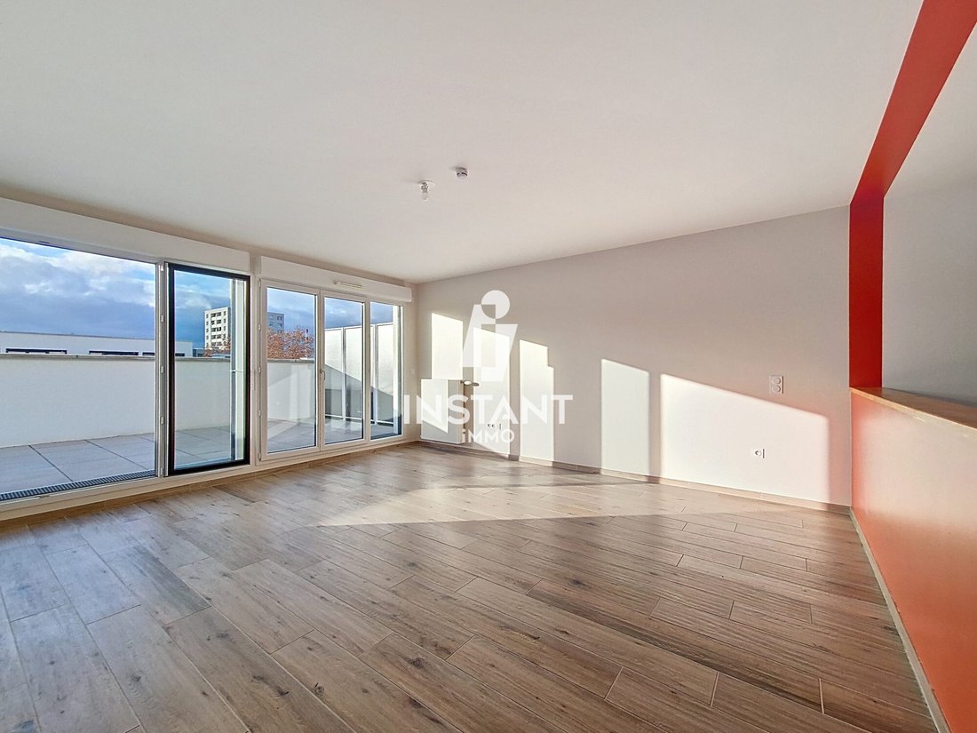 Apartment in Creteil, Ile-de-France, France 5 - 17256736