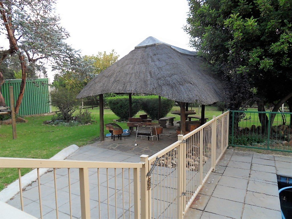 House in Johannesburg, Gauteng, South Africa 5 - 17253234