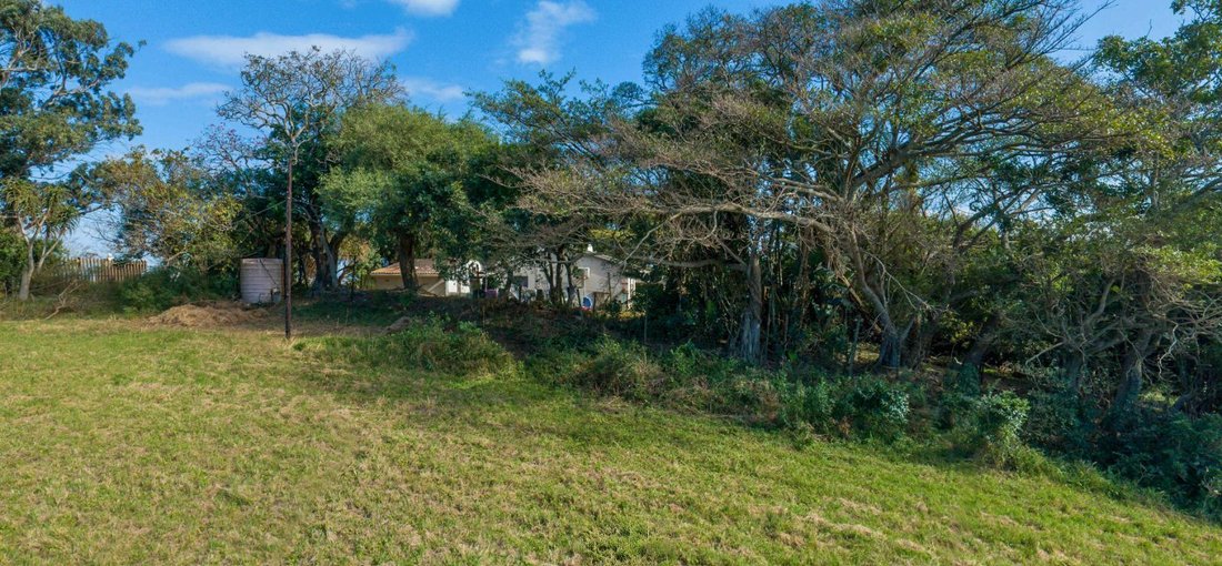Land in Dolphin Coast, KwaZulu-Natal, South Africa 4 - 17250039