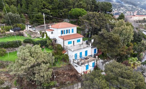 Villa in Historic Center, Ventimiglia, Liguria 1