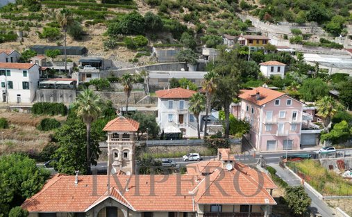 Villa a Latte-Ville, Ventimiglia, Liguria 1