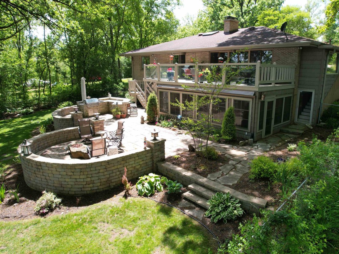 House in Beloit, Wisconsin, United States 1 - 17253422