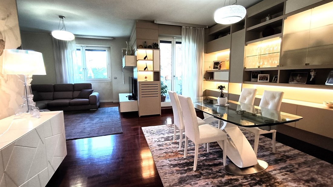 Apartment in Park Zone, Monza, Lombardy 5 - 17256939