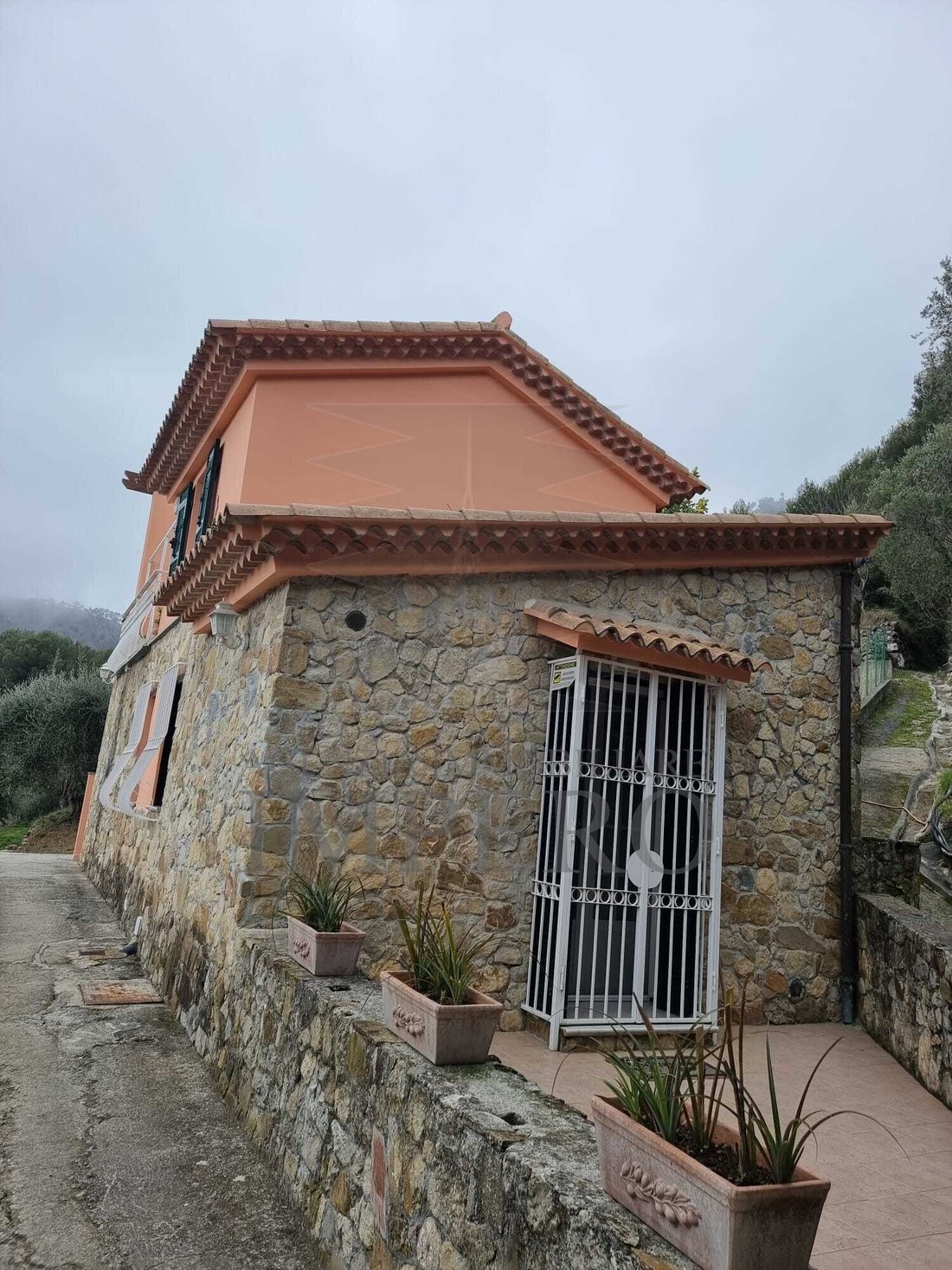 House in Torri-Calvo-Villatella, Ventimiglia, Liguria 2 - 17255803