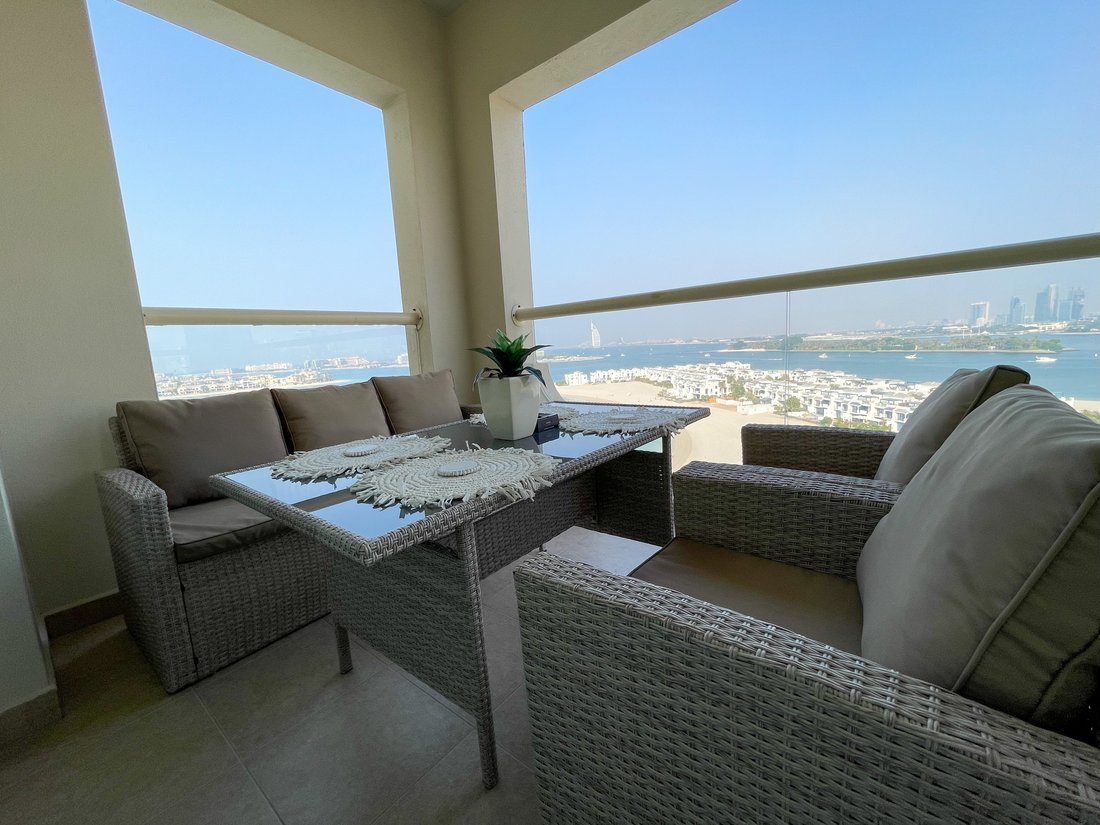 Apartment in Palm Jumeirah, Dubai, United Arab Emirates 1 - 17250727