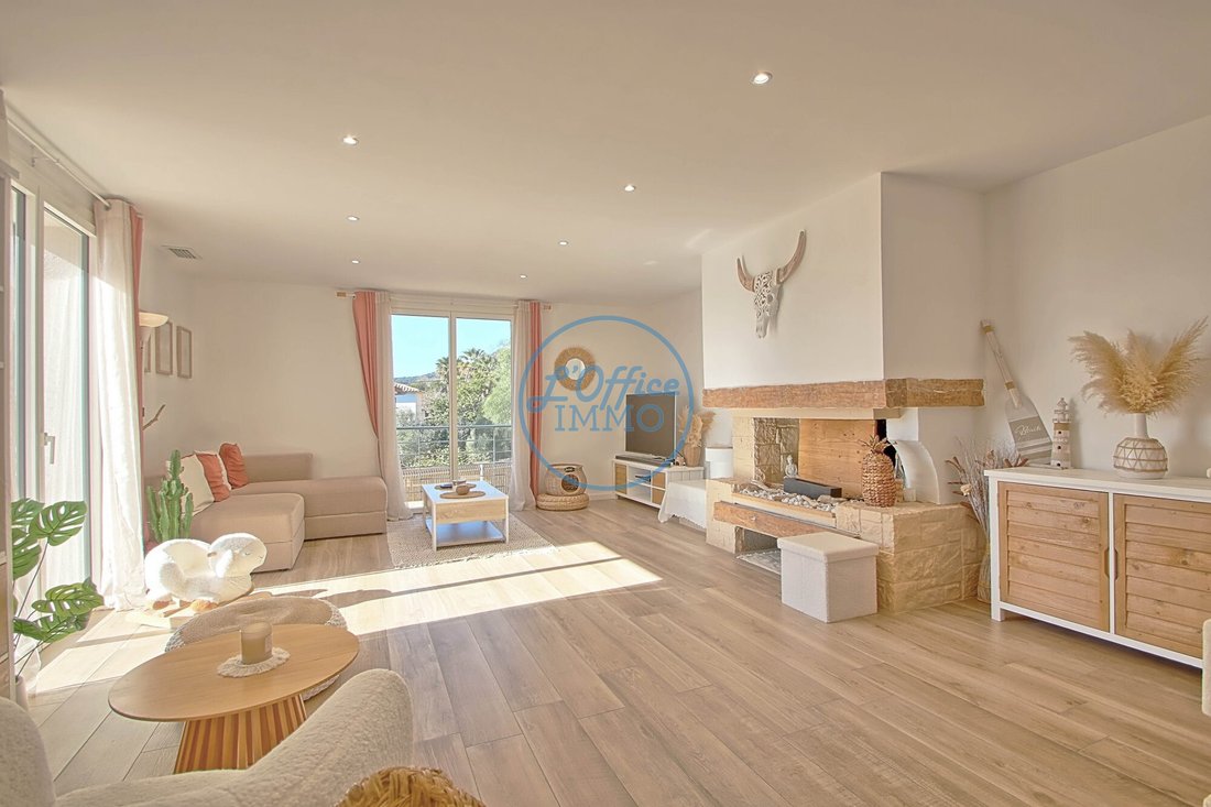 Villa in Valette Nord, La Valette-du-Var, France 3 - 17256624