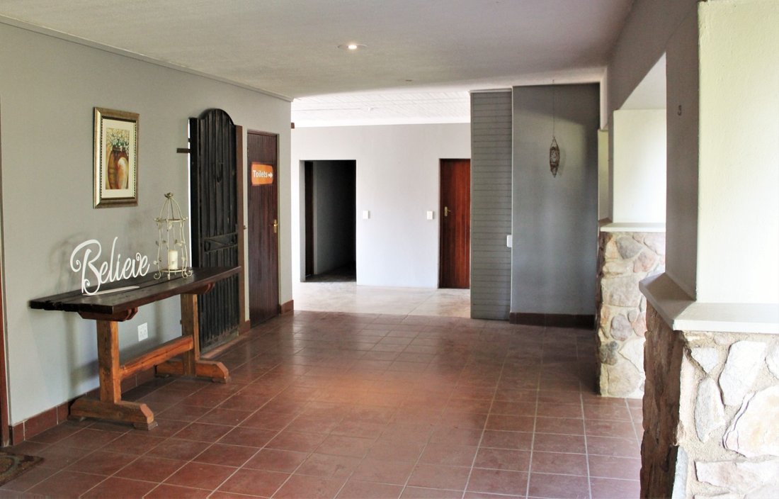 Farm Ranch in Roodepoort, Gauteng, South Africa 2 - 17250496