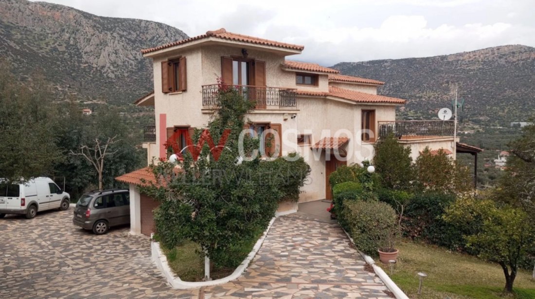 House in Antikyra, Thessaly and Central Greece, Greece 1 - 17249387