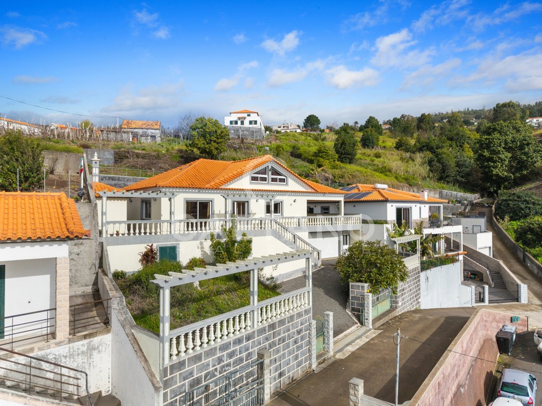 House in Estreito da Calheta, Madeira, Portugal 1 - 17248050