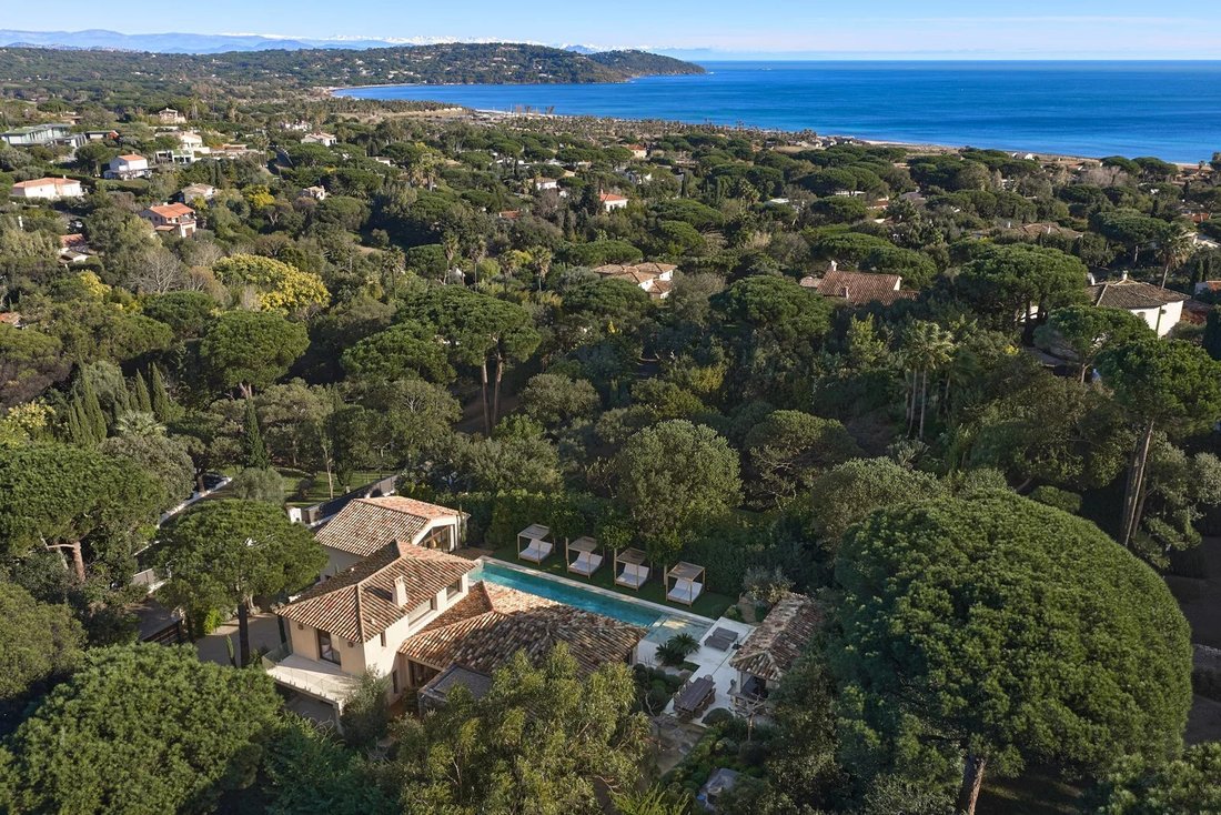 Villa in Ramatuelle, Provence-Alpes-Côte d'Azur, France 2 - 17139776