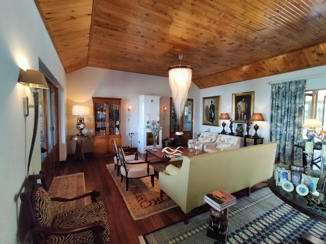 Farm Ranch in Oudtshoorn Local Municipality, Western Cape, South Africa 2 - 17252090