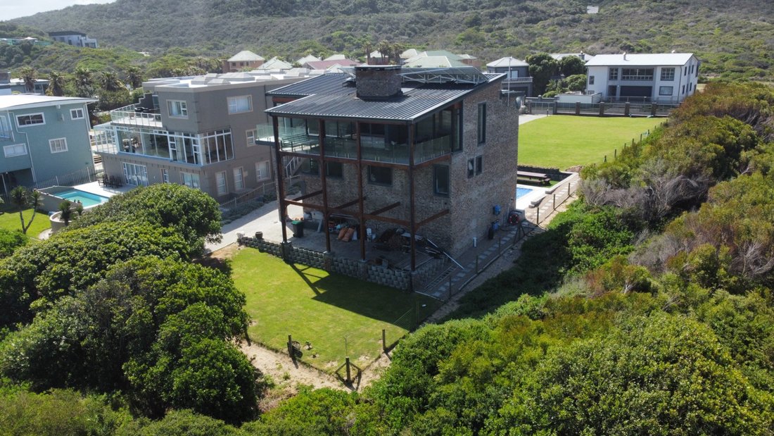 House in Myoli Beach, Western Cape, South Africa 1 - 17253626