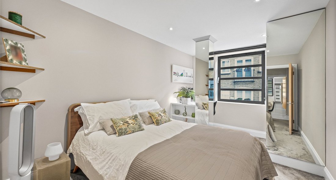 Apartment in Holborn, Camden, England 4 - 17253854
