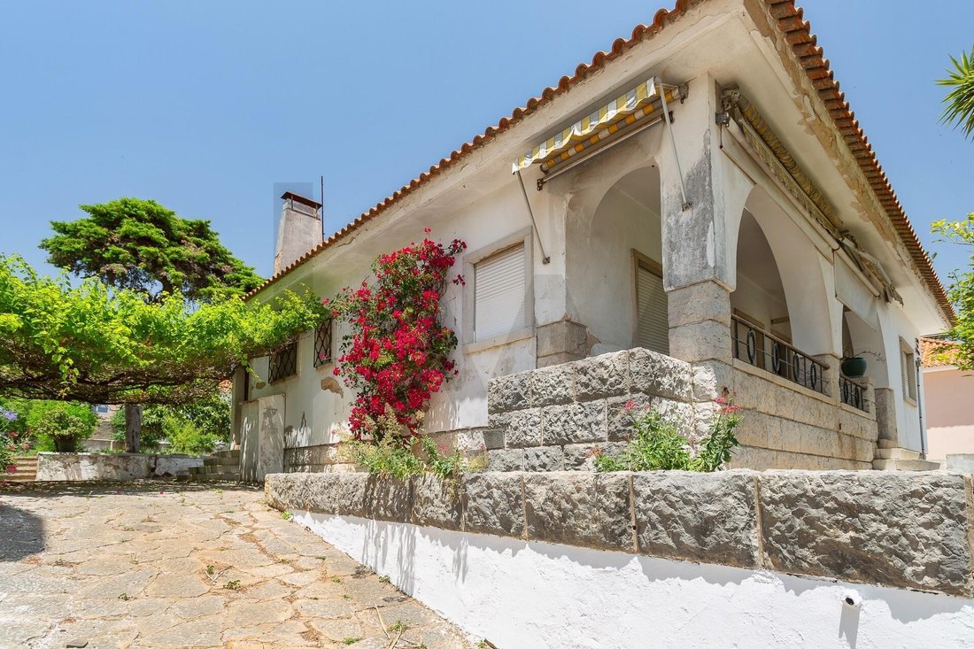 House in Parede, Lisbon, Portugal 2 - 17249223