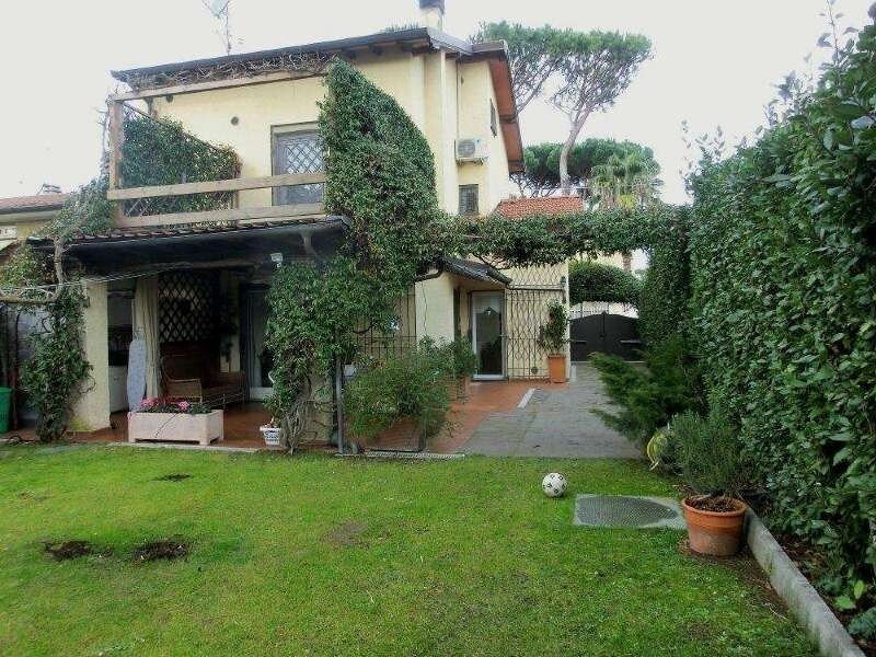 Villa in Center, Forte dei Marmi, Tuscany 1 - 17254722