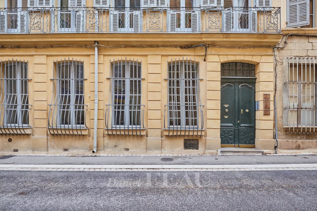 Apartment in Comtale-Cente-Cours Mirabeau, Aix-en-Provence, France 3 - 17248195