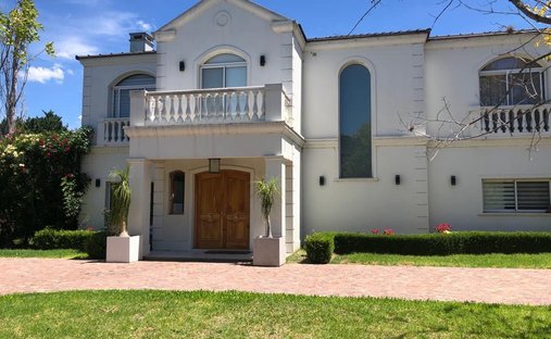 House in Bella Vista, Buenos Aires Province, Argentina 1