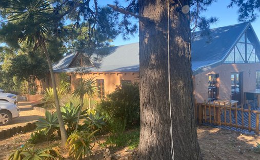 Farm Ranch in Herolds Bay, Western Cape, South Africa 1