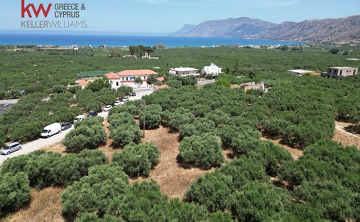 Land in Kissamos, Greece 1
