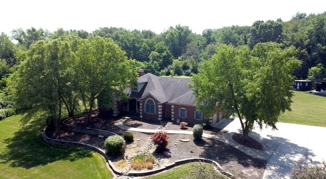 House in Crown Point, Indiana, United States 3 - 17254836
