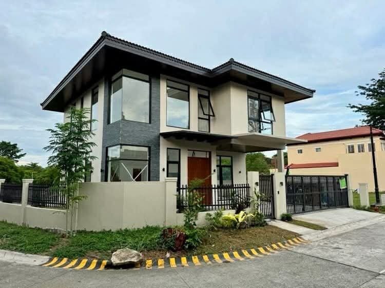 House in Las Piñas, Metro Manila, Philippines 1 - 17251809