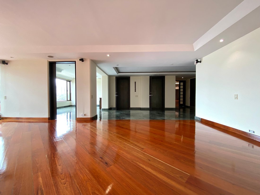 Apartment in Bogota, Bogotá, Colombia 4 - 17249226