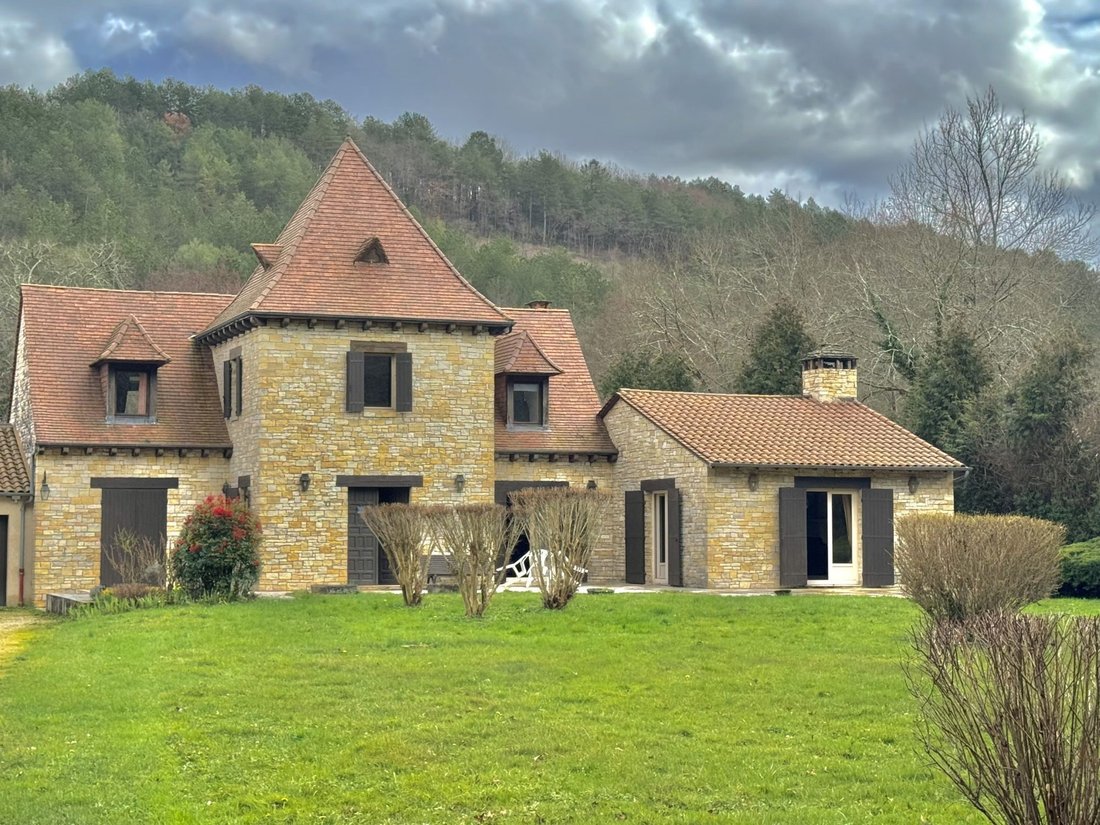 House in Monplaisant, Nouvelle-Aquitaine, France 4 - 17256680