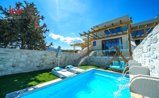 House in Community of Sgourokefalion, Episkopi Municipal Unit, Greece 1