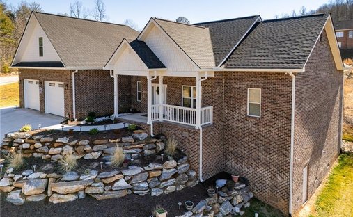 House in Lenoir, North Carolina, United States 1
