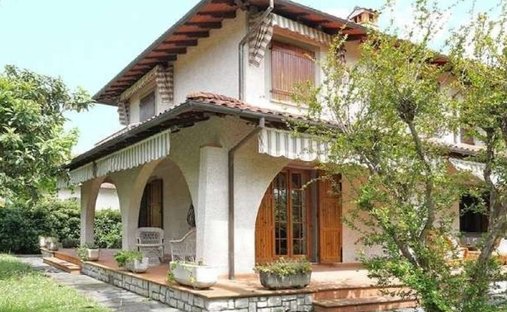 Villa in Centro, Forte dei Marmi, Tuscany 1
