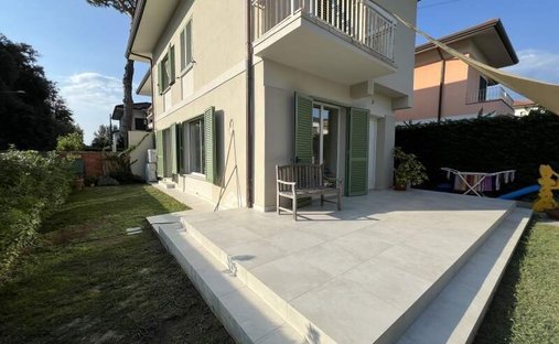 Villa in Center, Forte dei Marmi, Tuscany 1