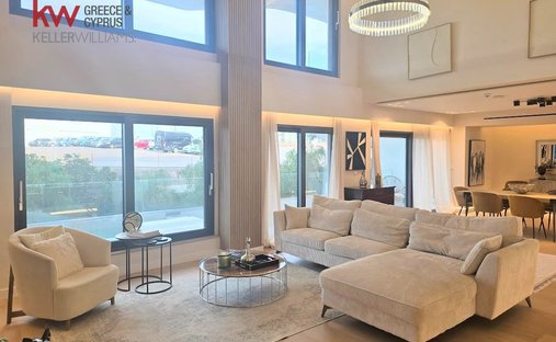 House in Glyfada, Attica, Greece 1