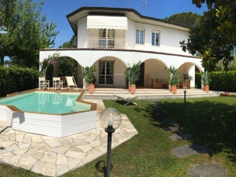 Villa in Center, Forte dei Marmi, Tuscany 1 - 17254621