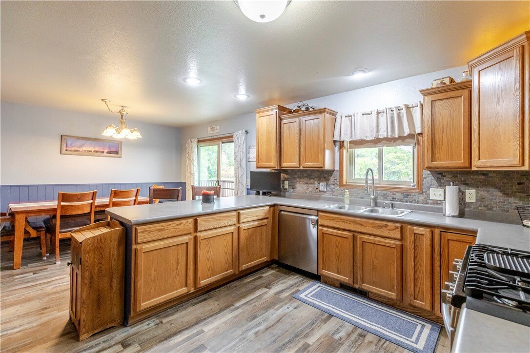 House in Eau Claire, Wisconsin, United States 4 - 17250279