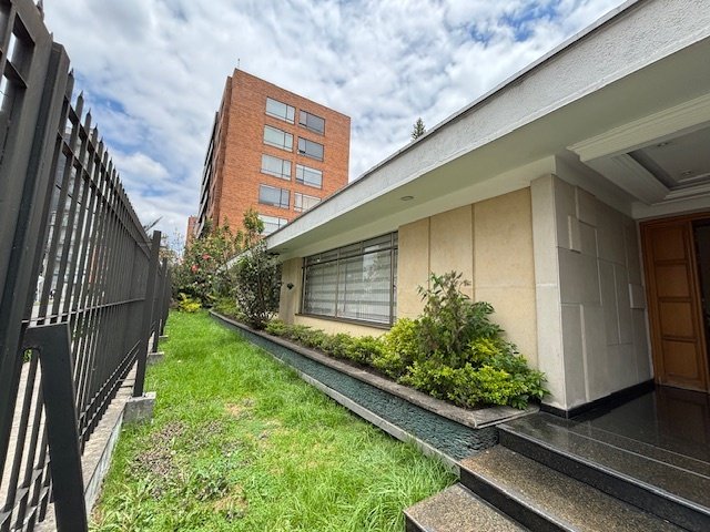 House in Bogota, Bogotá, Colombia 2 - 17250191