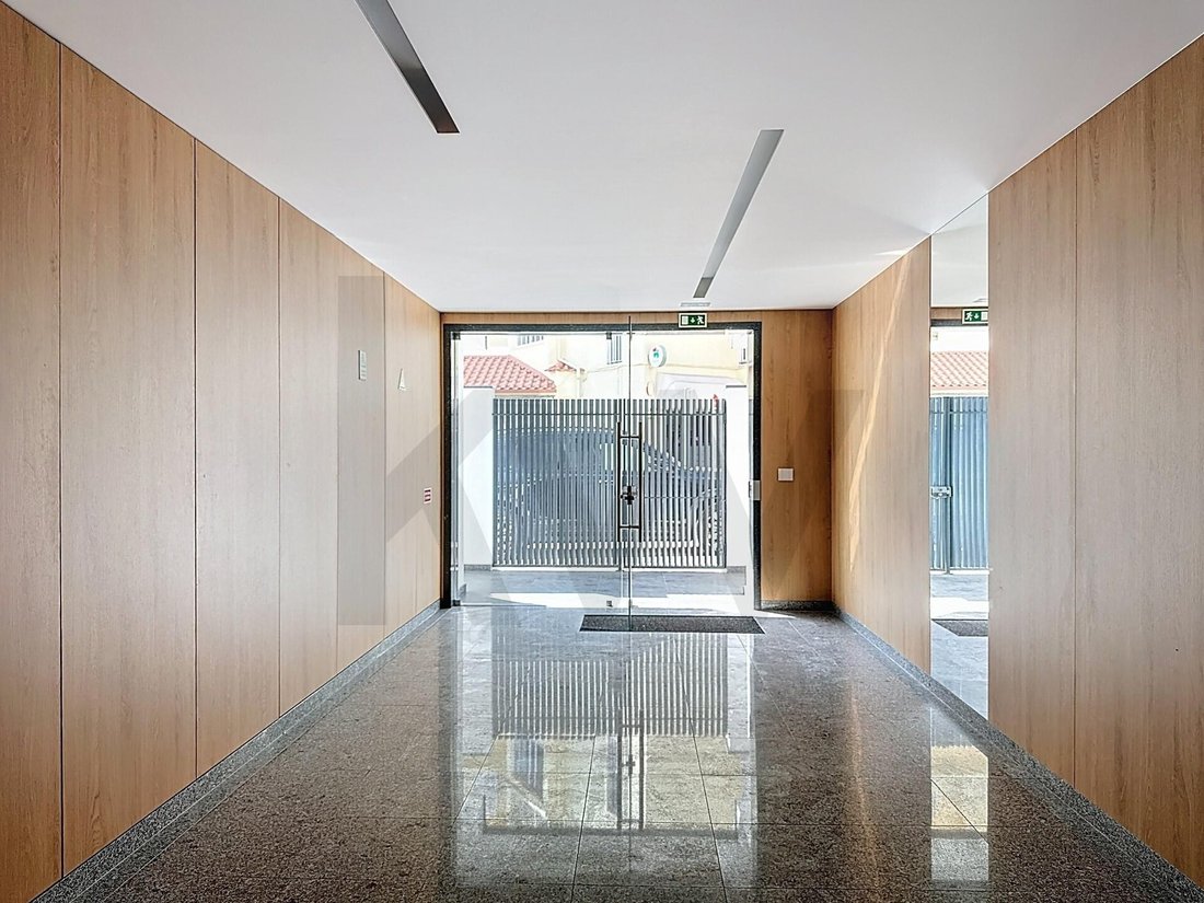 Apartment in Parede, Lisbon, Portugal 3 - 17252474